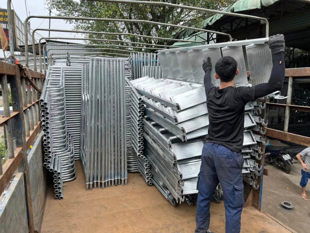 Giàn Giáo Xây Dựng: Những Điều Cần Biết Cho Công Trình An Toàn